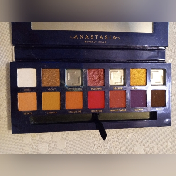 Anastasia Beverly Hills Riviera Eyeshadow Palette - Picture 5 of 15